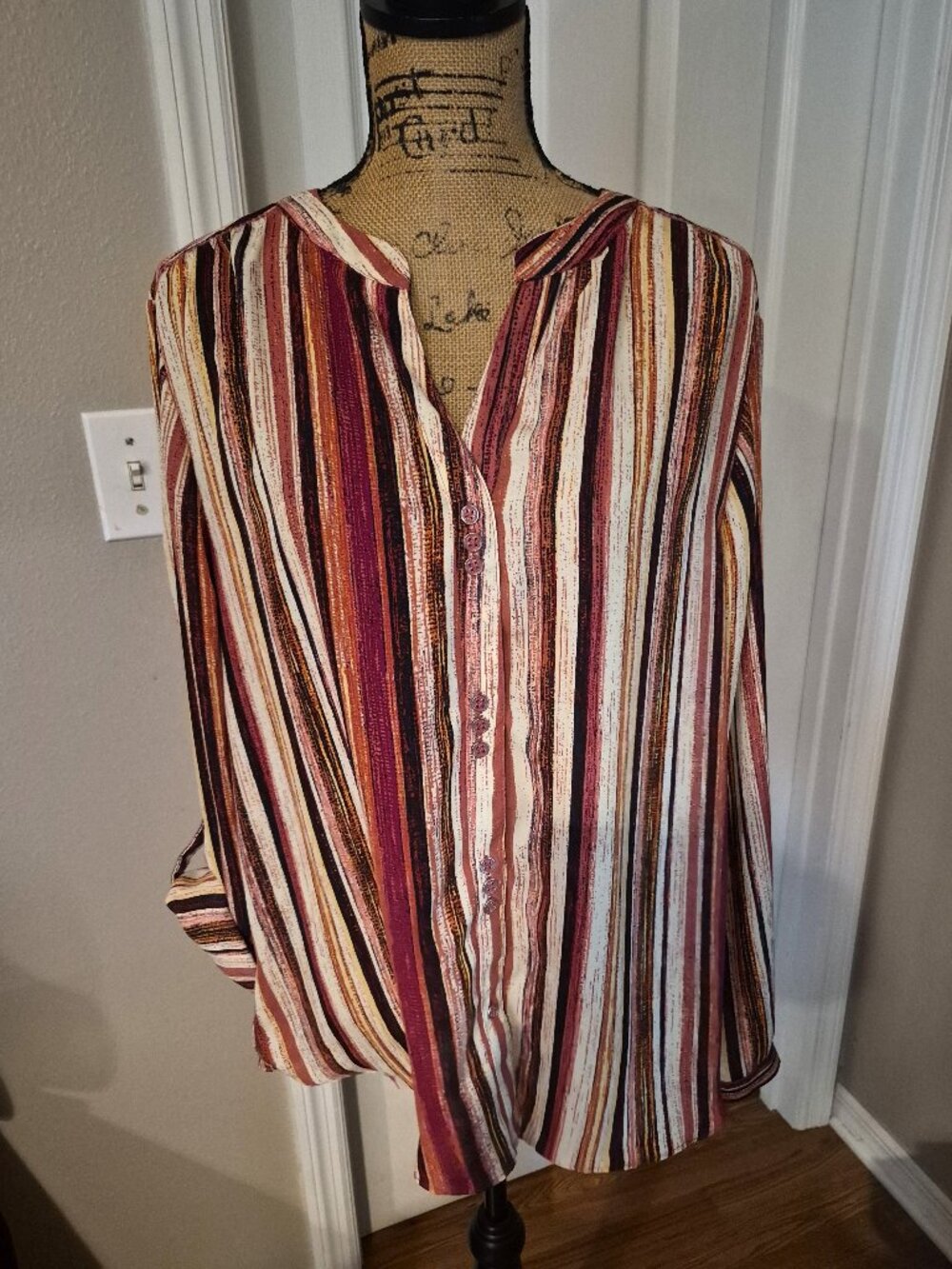 Zac & Rachel Woman Multi Color Button Down Blouse Size 1X